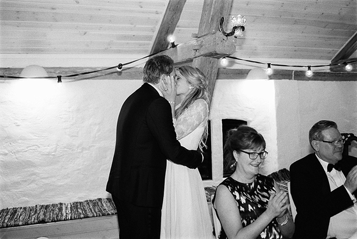 Scandinavian-Winter-Wedding-2BridesPhotography-_0051