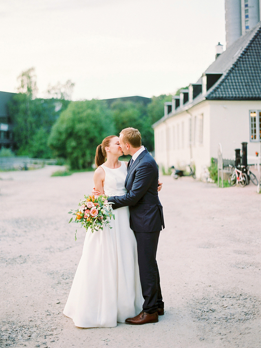 Bride and groom portraits from their wedding at Nedre Foss Gård