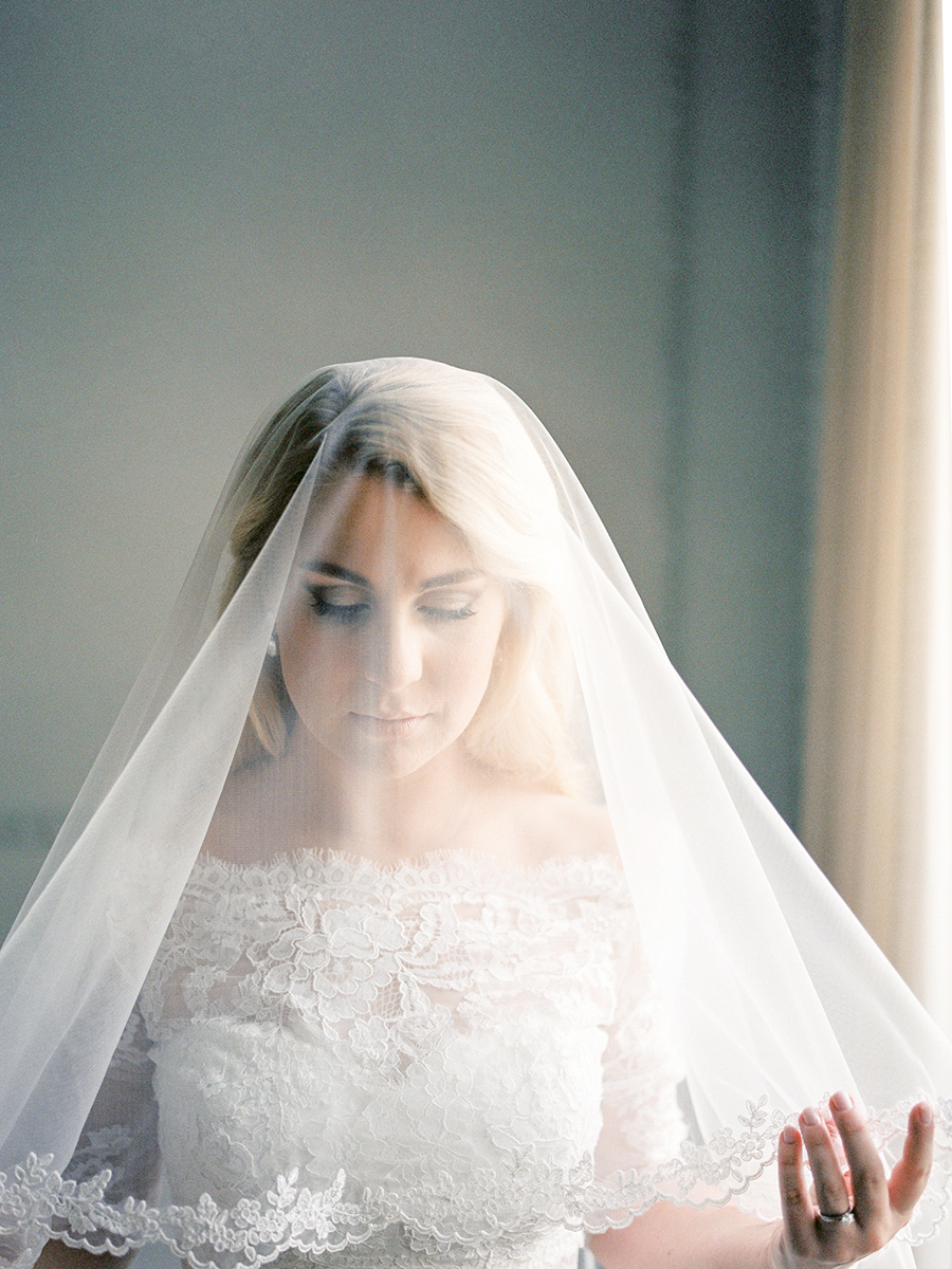 Haga Slott Wedding by 2 Brides Photography